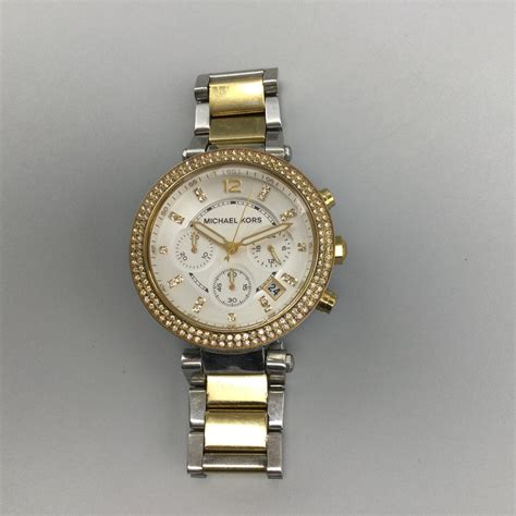 datum einstellen michael kors uhr|Michael Kors watch date adjustment.